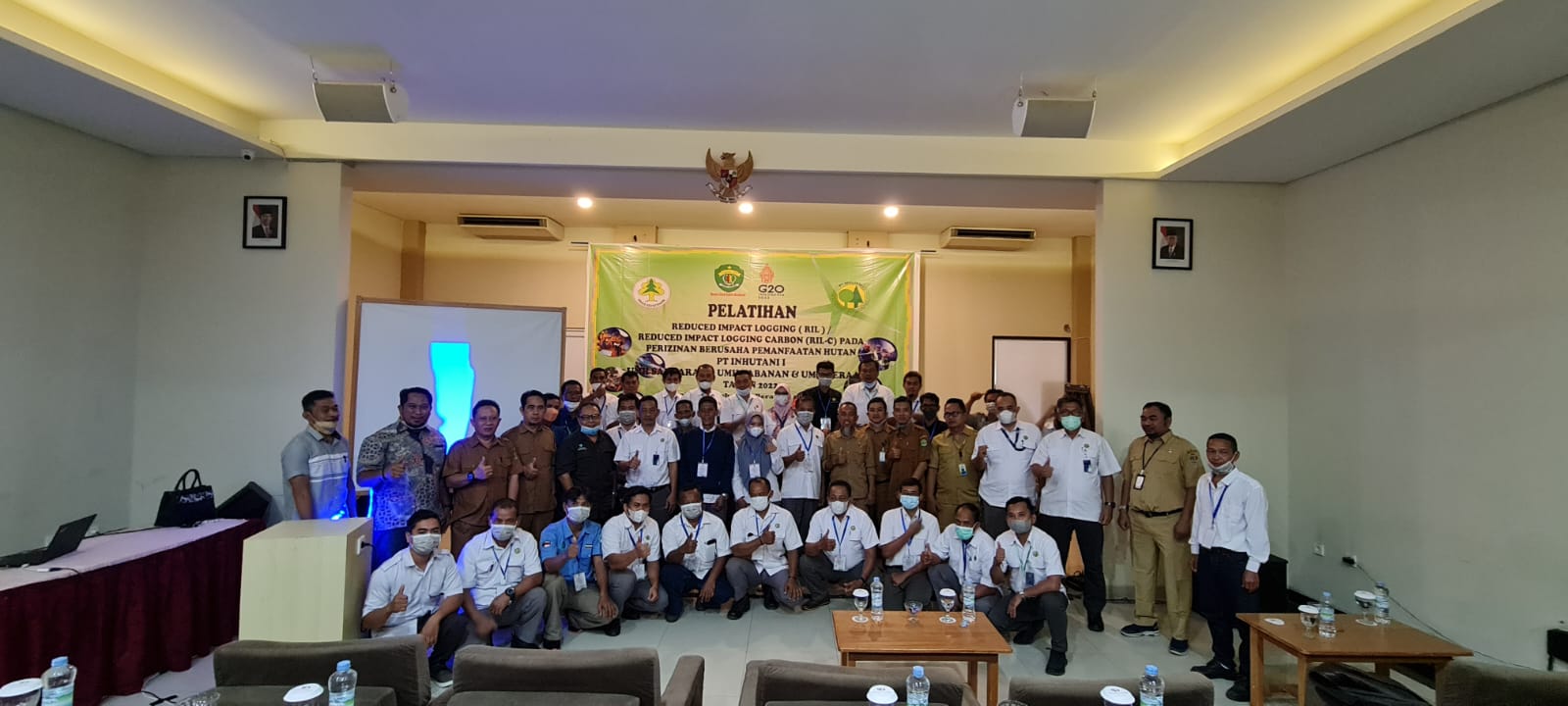 https://dishutkaltim.com/public/admin/images/gambar_berita/1654567751_WhatsApp Image 2022-06-06 at 9.37.42 AM.jpeg